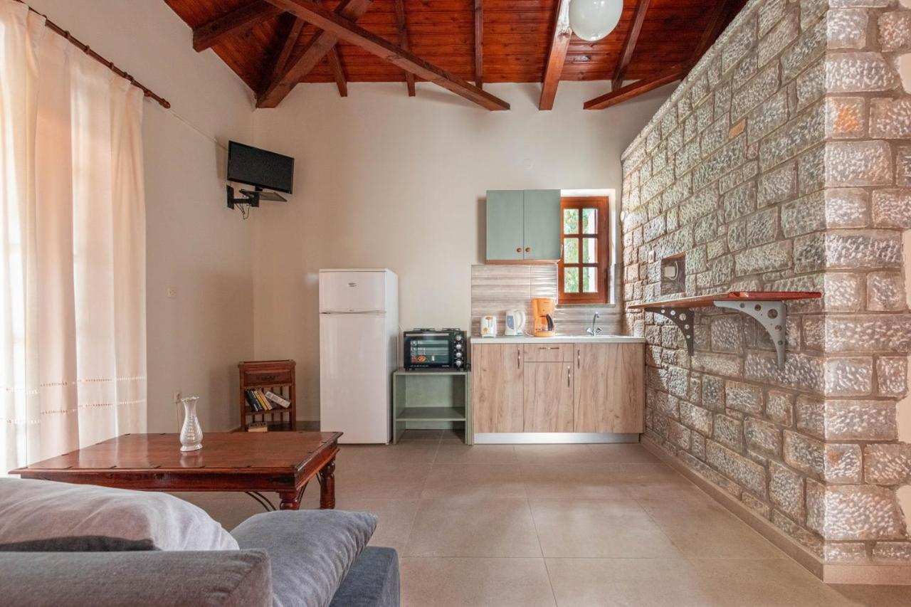 Porto Kalamitsi Stone-Built Bungalows Кардамили Экстерьер фото
